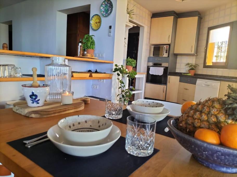 アロヨ・デ・ラ・ミエル Vivienda Acogedora Con Piscinaヴィラ エクステリア 写真