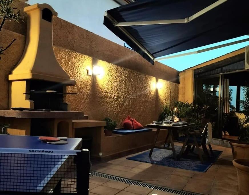 アロヨ・デ・ラ・ミエル Vivienda Acogedora Con Piscinaヴィラ エクステリア 写真